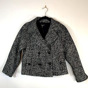 Talbots Petites Tweed Wool Blend Womens Size 10 Cropped Lined Black White Blazer